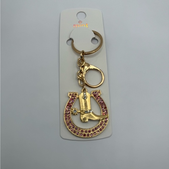 Mint Accessories - Mint Pink and Gold Horseshoe Key Holder